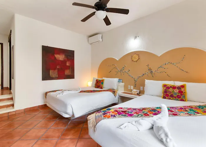 Riviera Del Sol Hotel